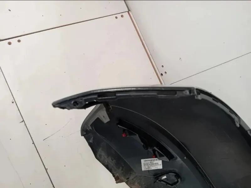 Paraurti POST 1K8807421 Volkswagen Scirocco III 2009