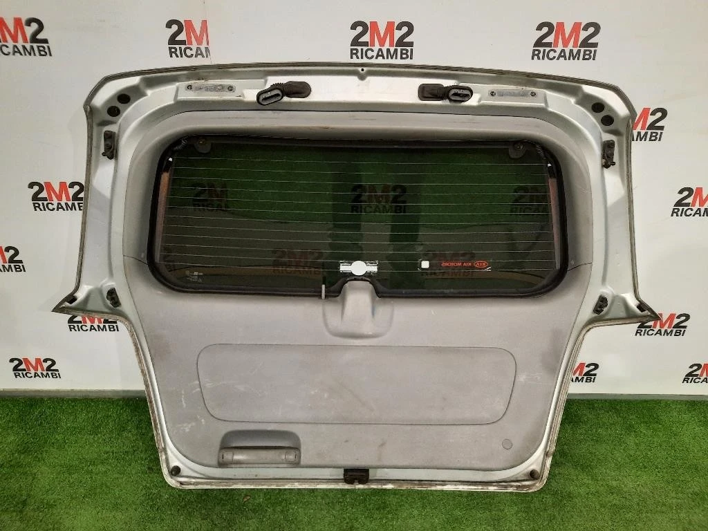 Portello POST NUDO 737003E112 Kia Sorento II 2006