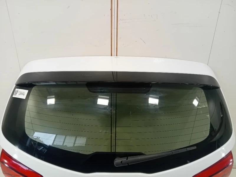 Portello POST 737003W010 Kia Sportage III 2010