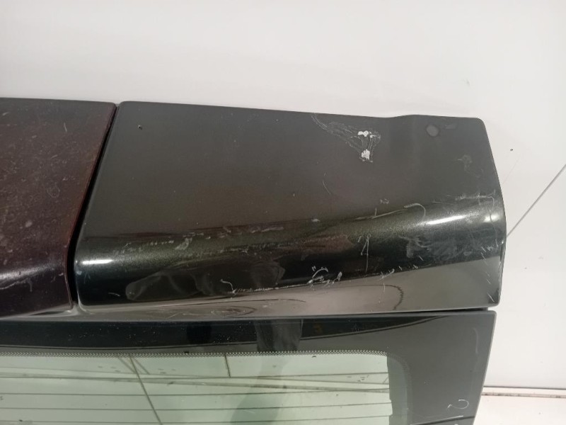 Portello POST LR045549 Land Rover Discovery III 2005