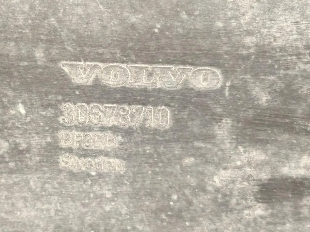 Paraurti POST 30678710 Volvo XC70 III 2013