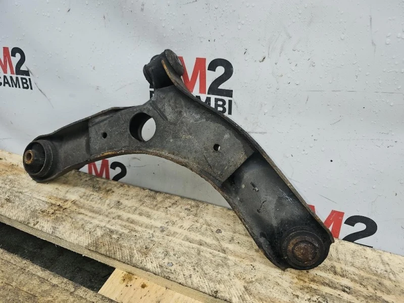 Braccio Oscillante INF ANT SX Ssangyong Tivoli 2015