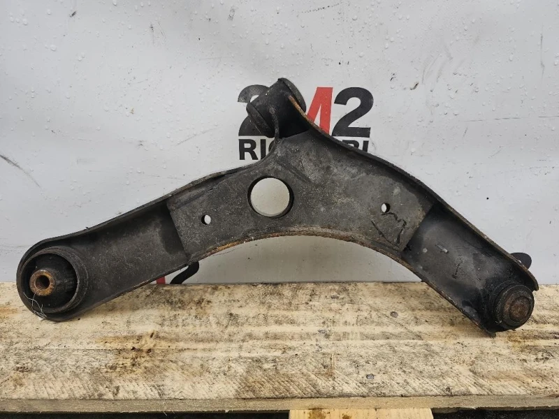 Braccio Oscillante INF ANT SX Ssangyong Tivoli 2015