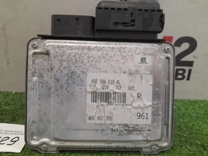 Centralina Iniezione 05E907309 05E906018AL Audi A3 8VF Sportback 2016