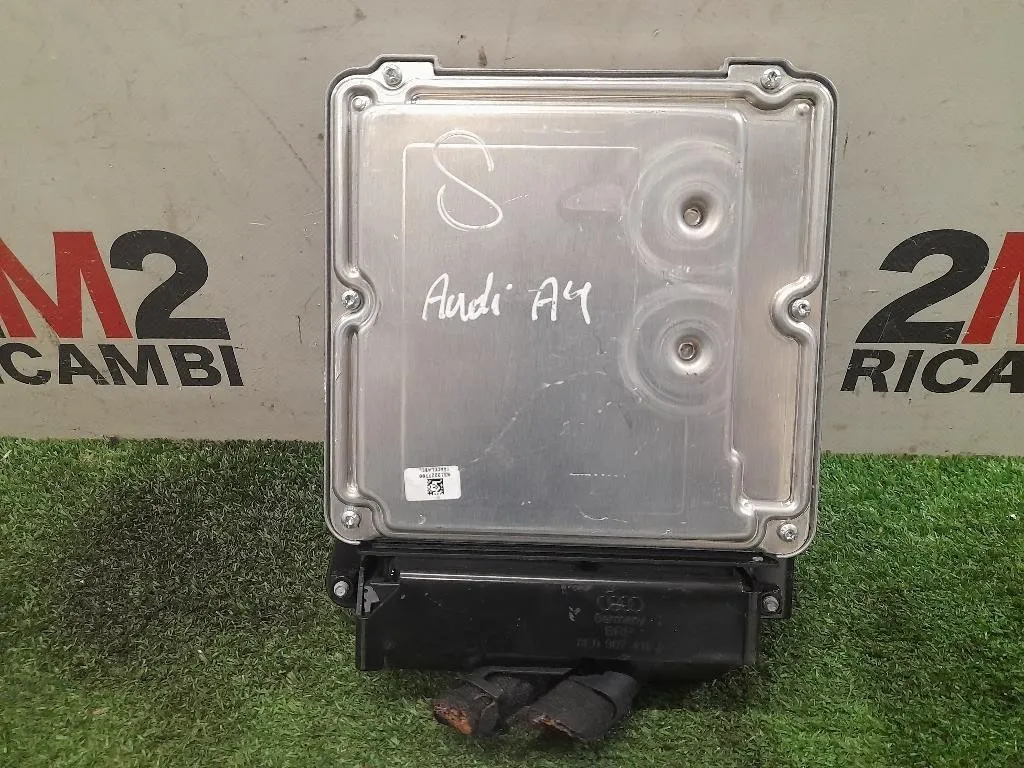 Centralina Iniezione 8H0910401A Audi A4 8HE Cabrio 2006