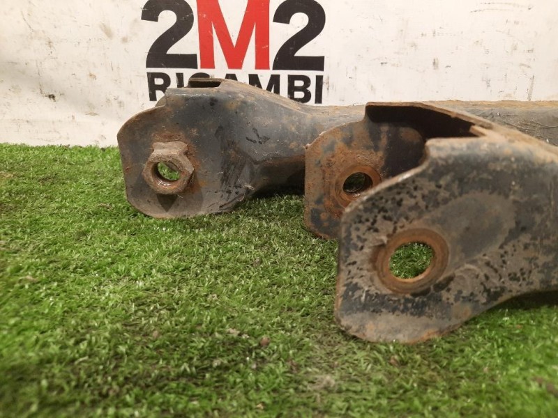 Braccio Oscillante INF POST DX Mitsubishi Pajero III 2000