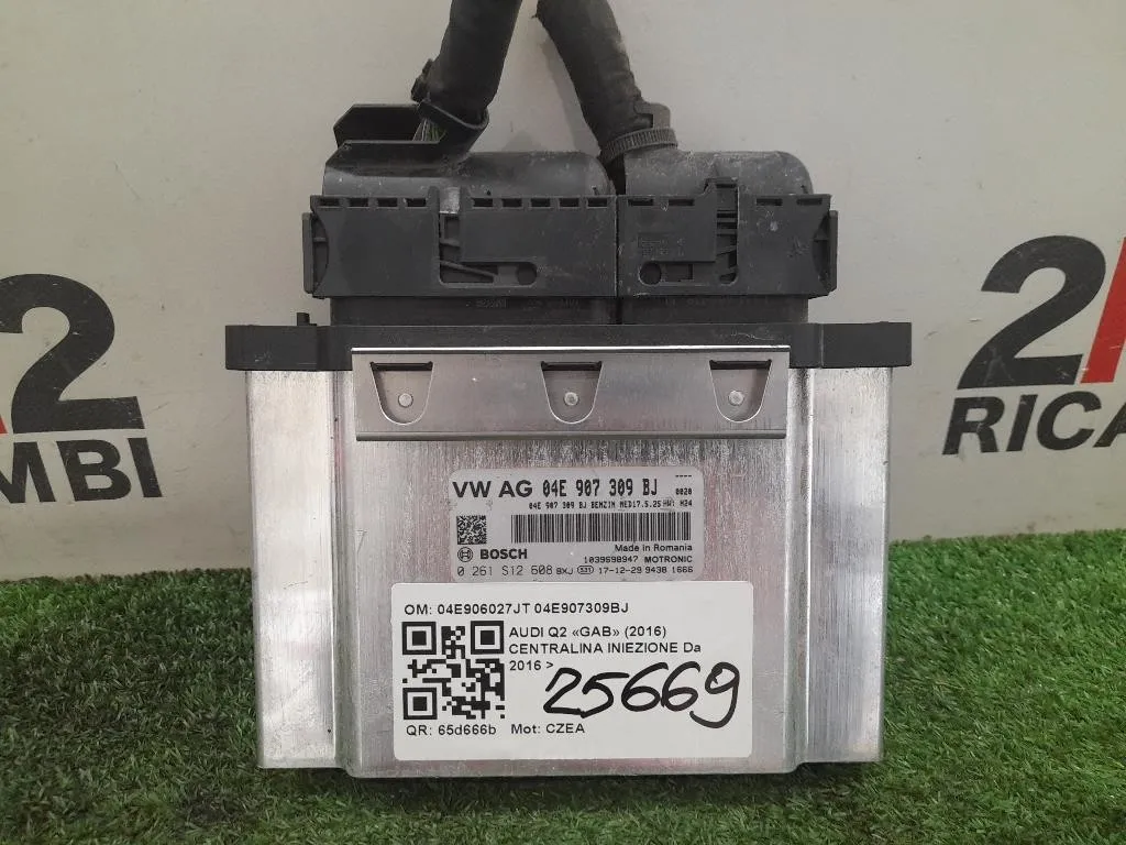 Centralina Iniezione 04E906027JT 04E907309BJ Audi Q2 GAB 2016