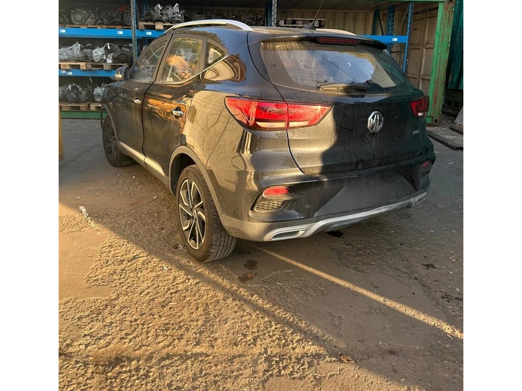 Portello POST 10691021SEPP Mg ZS II 2020