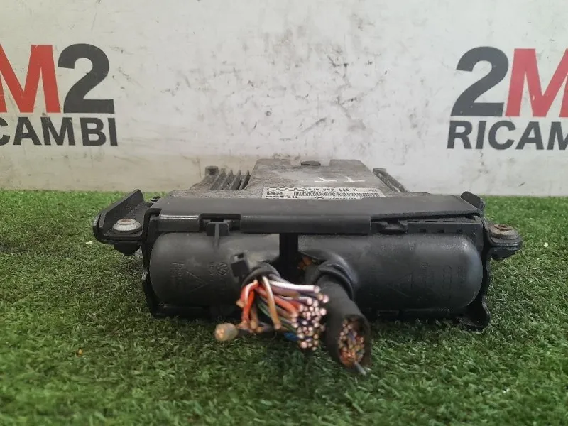 Centralina Iniezione 8J0907115N Audi TT 8J3 2010