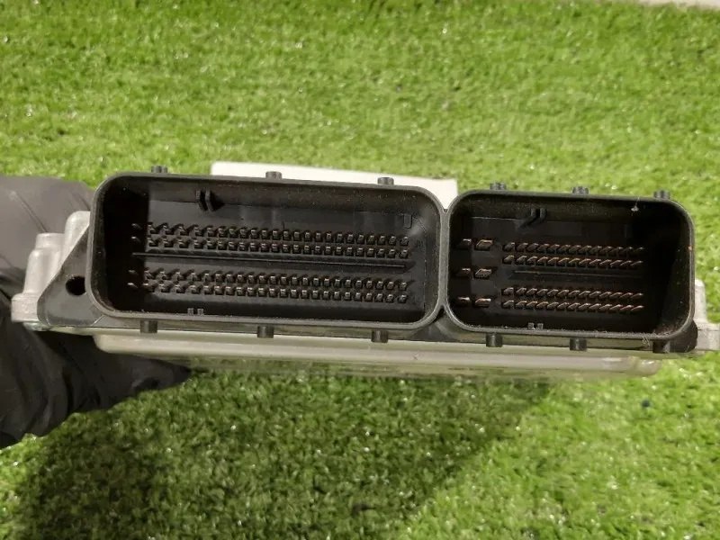 Centralina Iniezione 8 518 167-01 CENTRALINA ECU Bmw Serie 1 E87 Berlina 2005