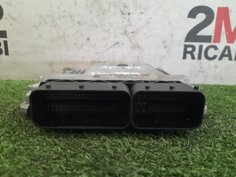 Centralina Iniezione 857326001 Bmw Serie 1 F20 Berlina 2012