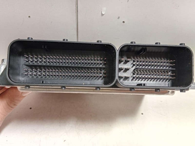 Centralina Iniezione 8573258-01 Bmw Serie 1 F20 Berlina 2012