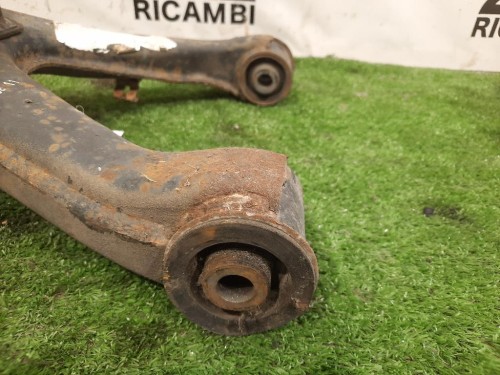 Braccio Oscillante INF POST SX Mitsubishi Pajero III 2000