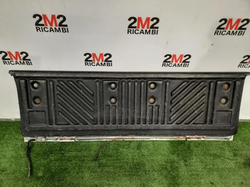 Portello POST MR125931 Mitsubishi L200 II 1997