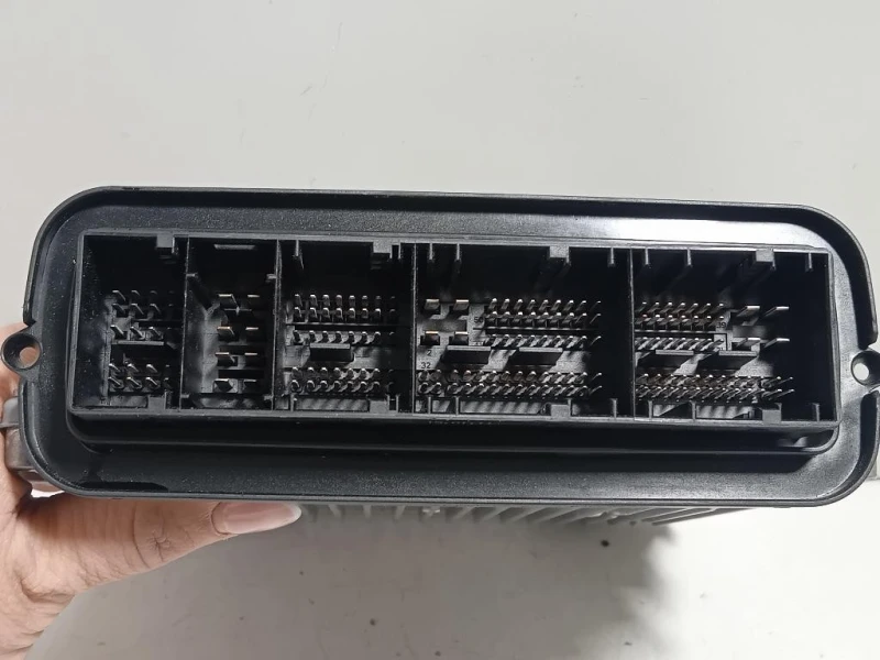 Centralina Iniezione 851082901 Bmw Serie 3 E90 Berlina 2005