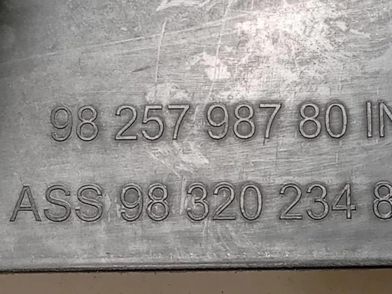 Passaruota POST DX 9825798780 Peugeot 2008 I 2016