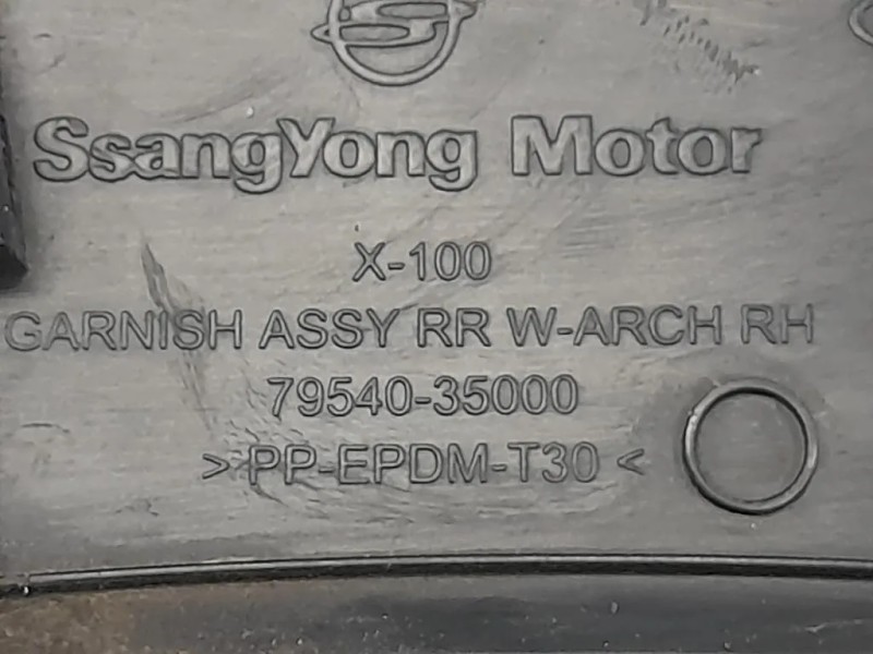 Passaruota POST DX 79540-35000 Ssangyong Tivoli 2015