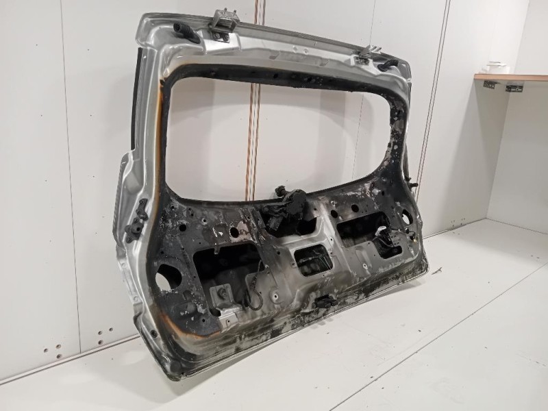 Portello POST Nissan Qashqai+2 2010