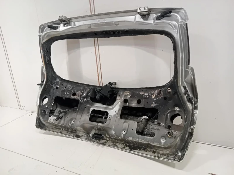 Portello POST Nissan Qashqai+2 2010