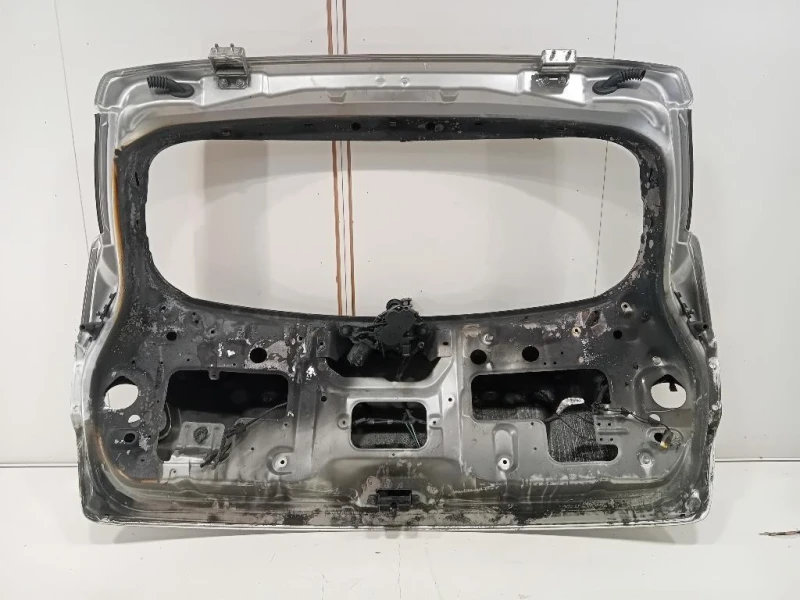 Portello POST Nissan Qashqai+2 2010