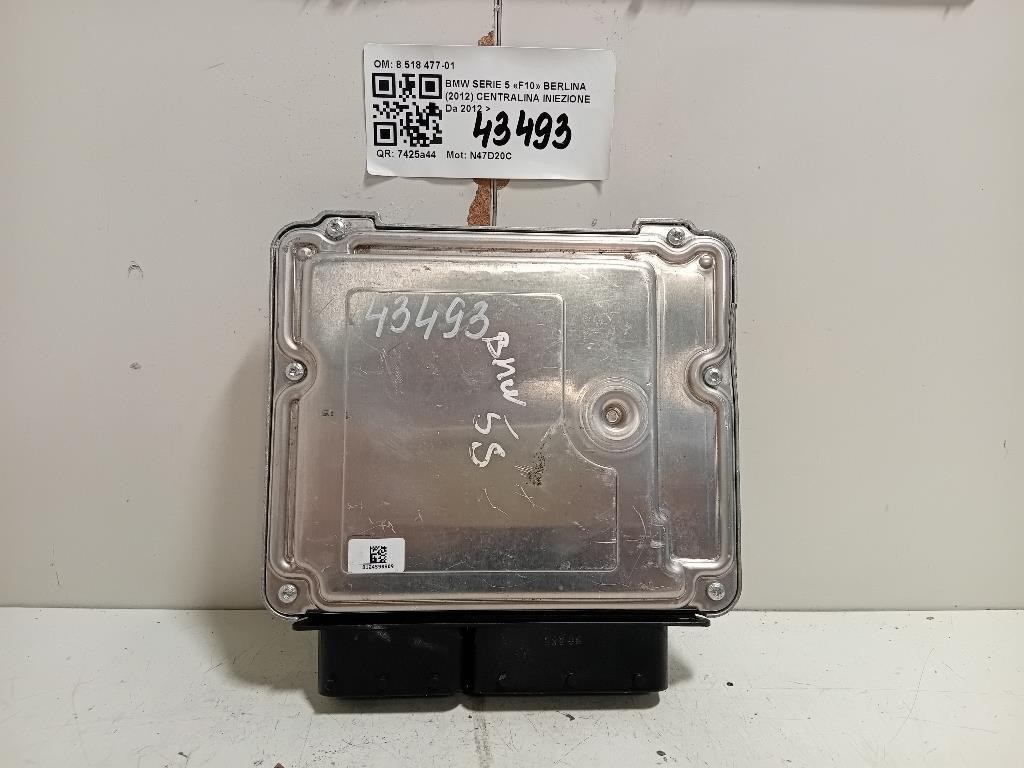 Centralina Iniezione 8 518 477-01 Bmw Serie 5 F10 Berlina 2012