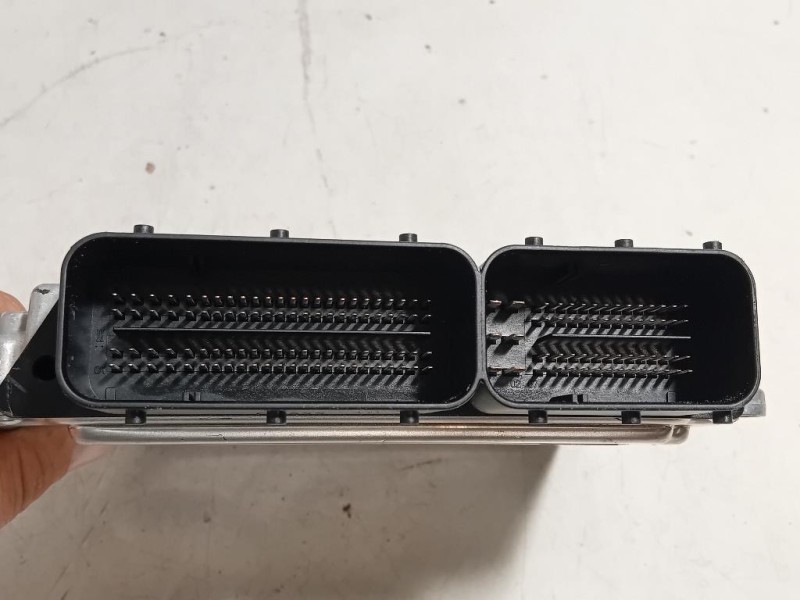 Centralina Iniezione 8 518 477-01 Bmw Serie 5 F10 Berlina 2012