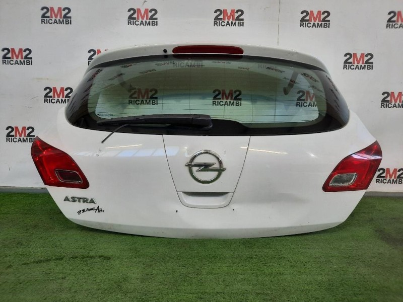 Portello POST NUDA Opel Astra J 2010