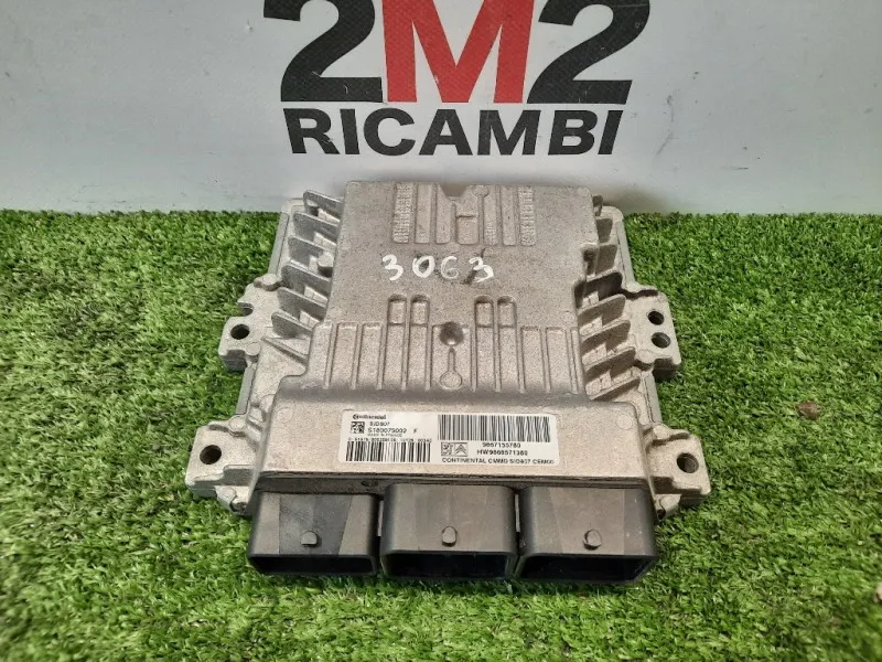 Centralina Iniezione 9667155780 Citroen DS3 2010