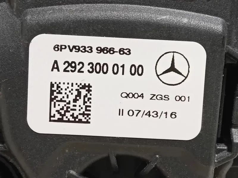 Pedale Acceleratore A2923000100 Mercedes Classe GLE W166 2015