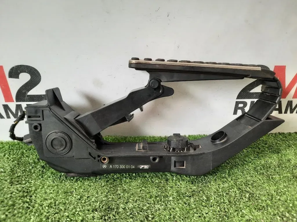 Pedale Acceleratore A1703000104 Mercedes Classe SLK R170 1997