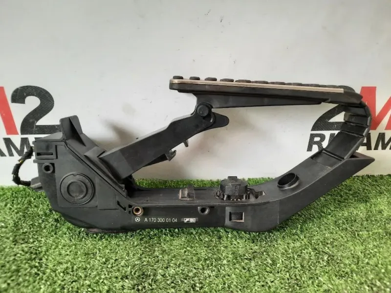 Pedale Acceleratore A1703000104 Mercedes Classe SLK R170 1997
