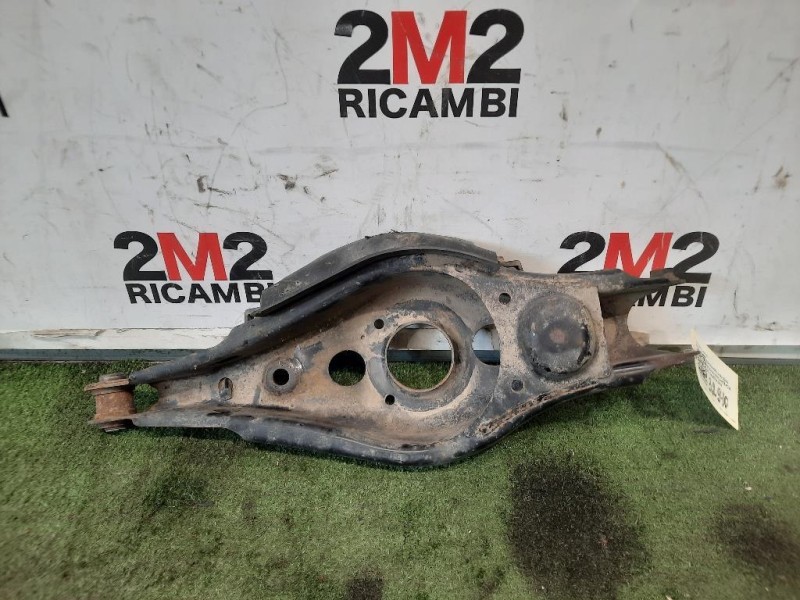 Braccio Oscillante POST DX 48737-42010 Toyota RAV 4 III 2006