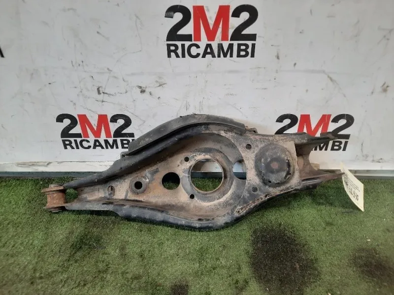 Braccio Oscillante POST DX 48737-42010 Toyota RAV 4 III 2006