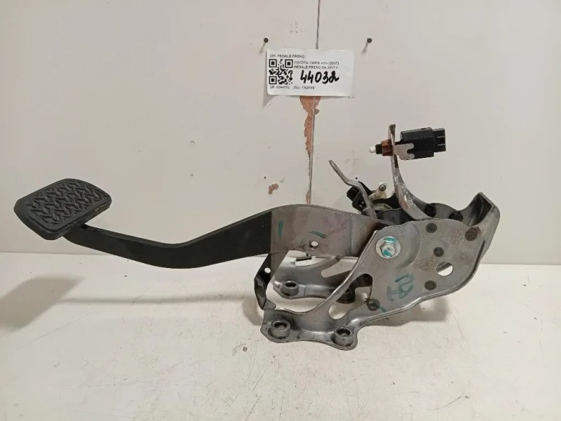 Pedale Freno 471010D470 Toyota Yaris IV 2017