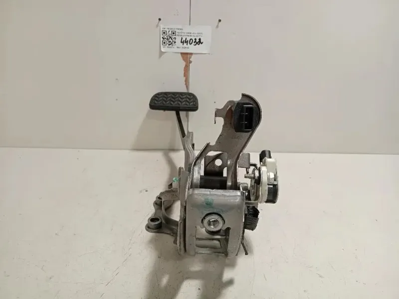 Pedale Freno 471010D470 Toyota Yaris IV 2017