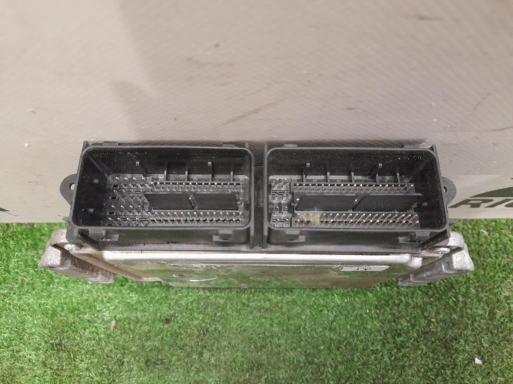 Centralina Iniezione DV2112A650NE Ford B-max 2012