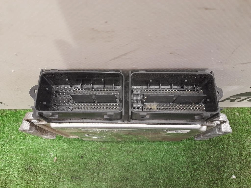 Centralina Iniezione DV2112A650NE Ford B-max 2012