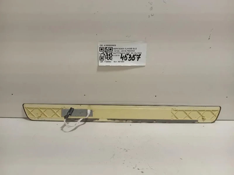 Pedana Battitacco ANT SX A1666808600 Mercedes Classe GLE W166 2015
