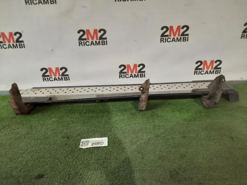 Pedana Battitacco ANT SX MR598628 Mitsubishi Pajero III 2000