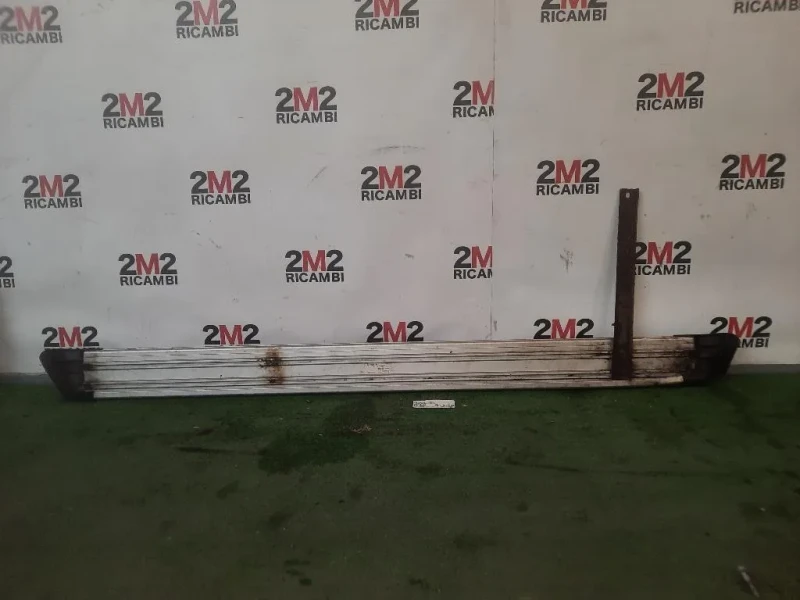 Pedana Battitacco ANT SX Nissan X-trail III 2011