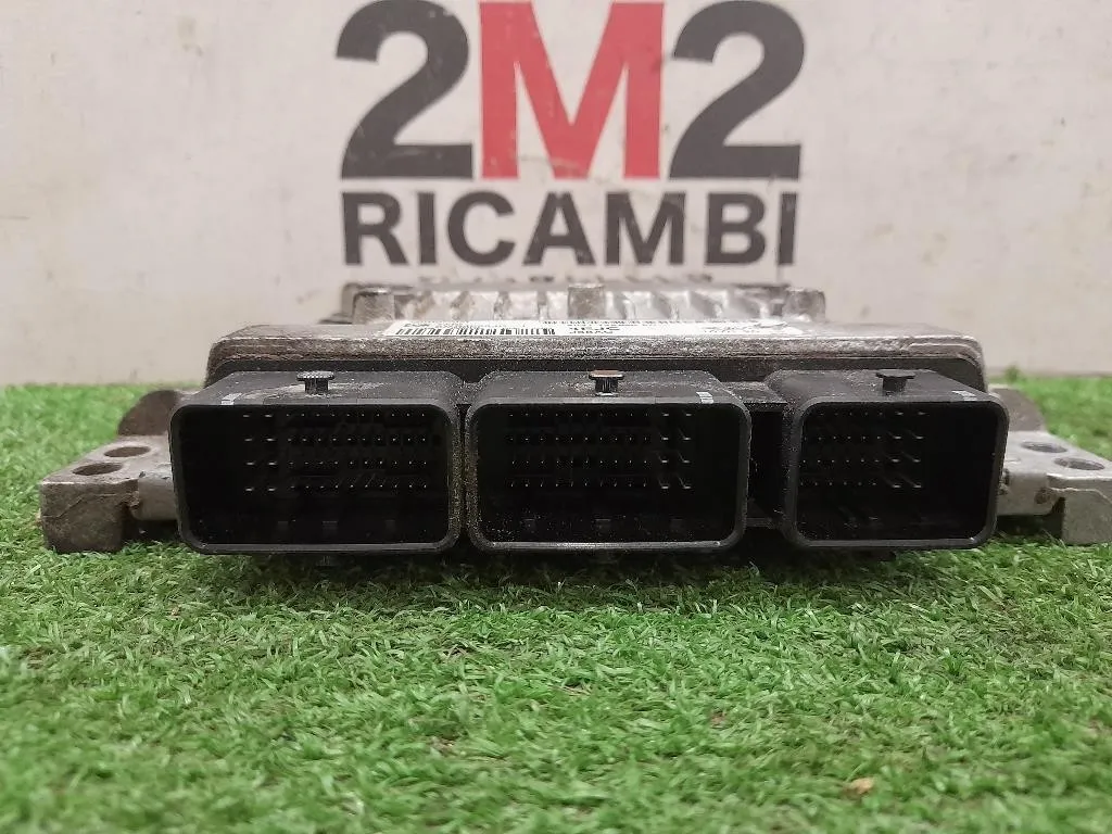 Centralina Iniezione 8V2112A650EC Ford Fiesta VI 2008