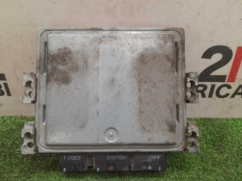 Centralina Iniezione 8V2112A650EC Ford Fiesta VI 2008