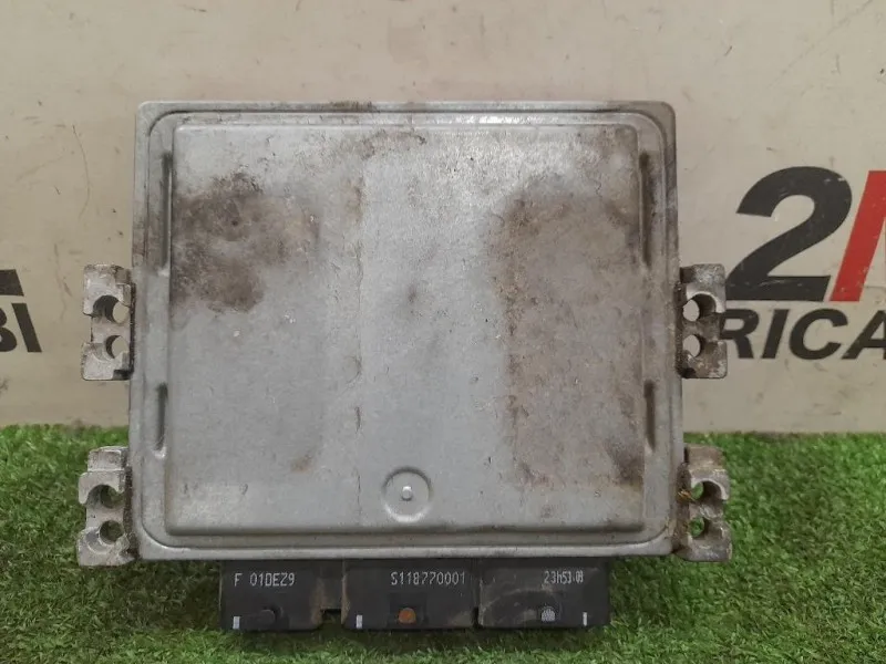 Centralina Iniezione 8V2112A650EC Ford Fiesta VI 2008