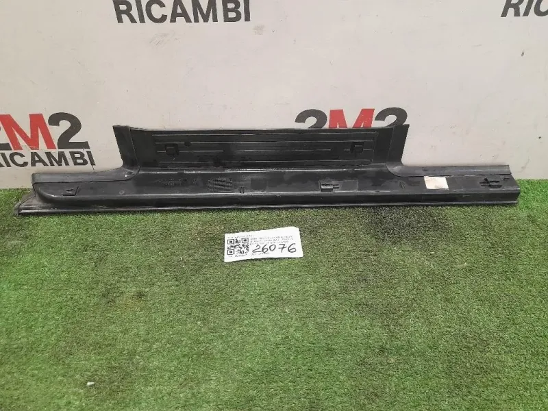 Pedana Battitacco POST SX A2516800535 POST SX Mercedes Classe R W251 2006