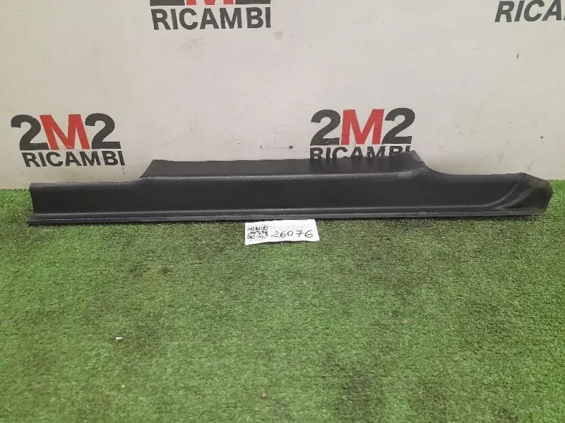 Pedana Battitacco POST SX A2516800535 POST SX Mercedes Classe R W251 2006