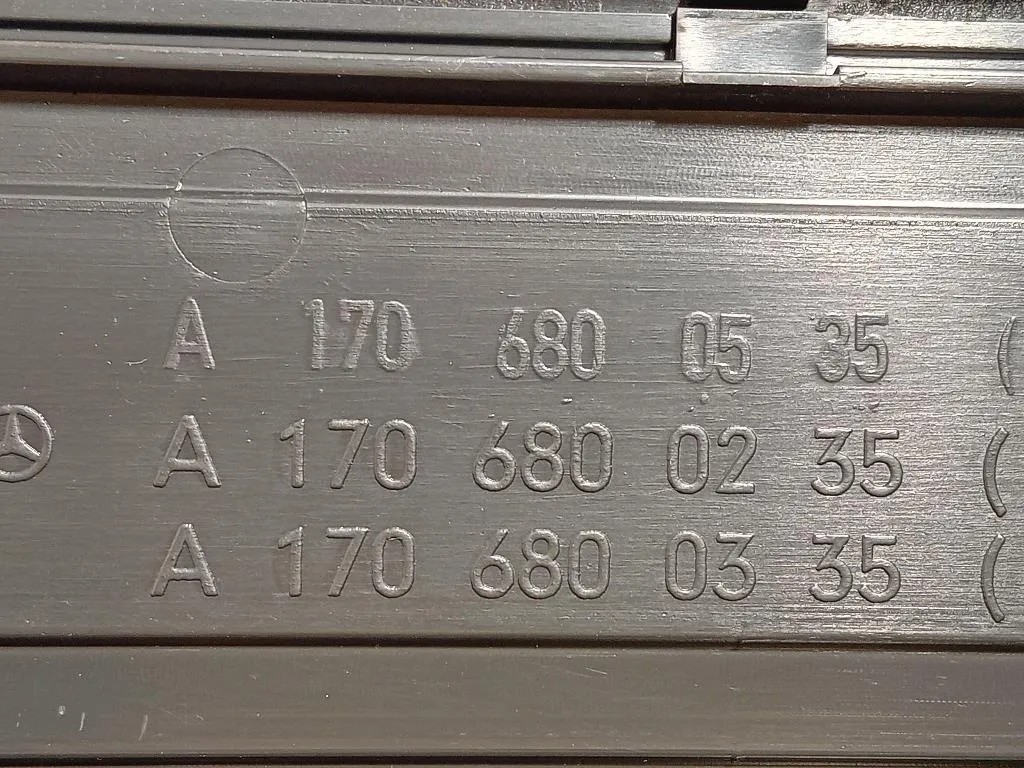 Pedana Battitacco SX A170 680 05 35 Mercedes Classe SLK R170 1997