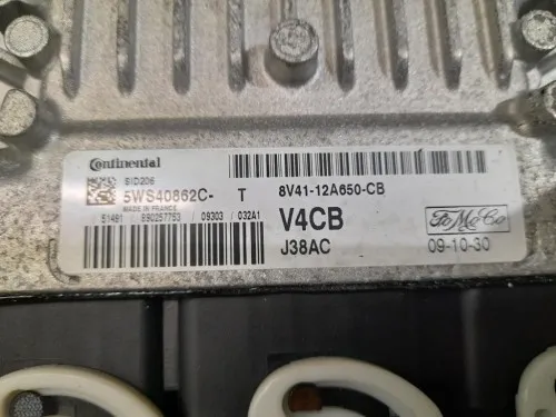 Centralina Iniezione 8V4112A650CB Ford KUGA I 2008