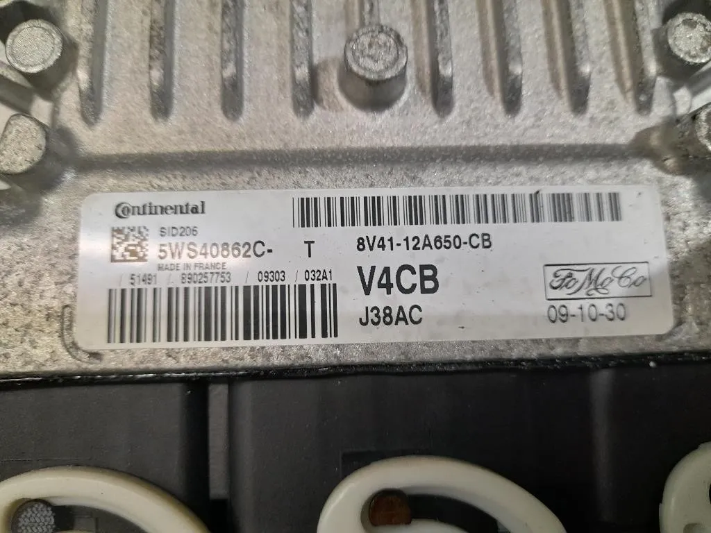 Centralina Iniezione 8V4112A650CB Ford KUGA I 2008