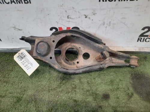 Braccio Oscillante POST SX 48738-42010 Toyota RAV 4 III 2006