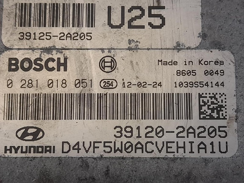 Centralina Iniezione 39120-2A205 Hyundai I40 2012